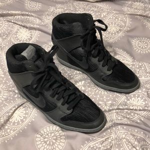 Nike wedge sky high dunk black on black 10.5.